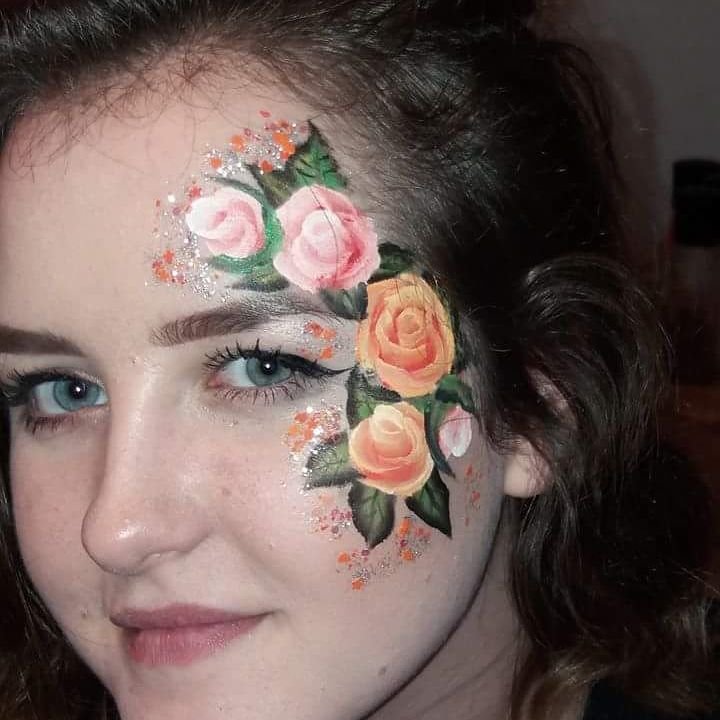 Beautiful painted roses and glitter